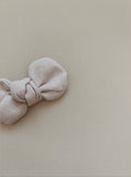 Dusty Maeve Bow