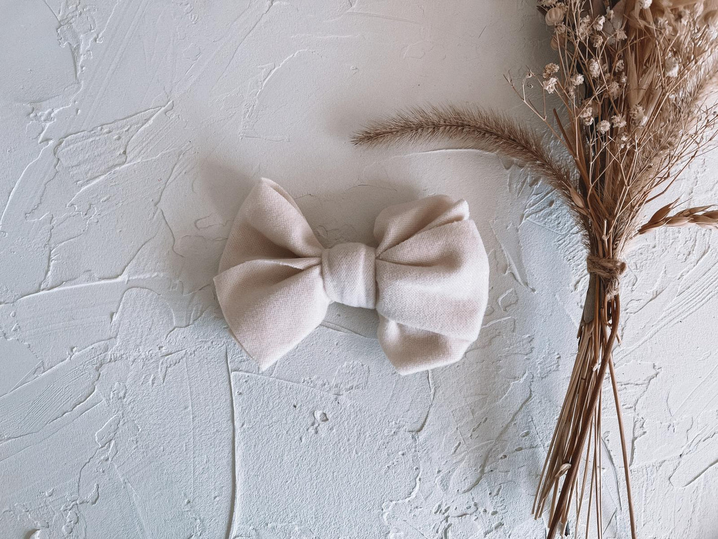 Cashmere Hair Bow Clip - Ivory